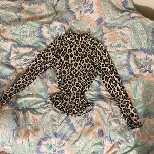 NWT GAZE Leopard Cheetah Print Long Sleeve Shirt Top Tan White High Neck